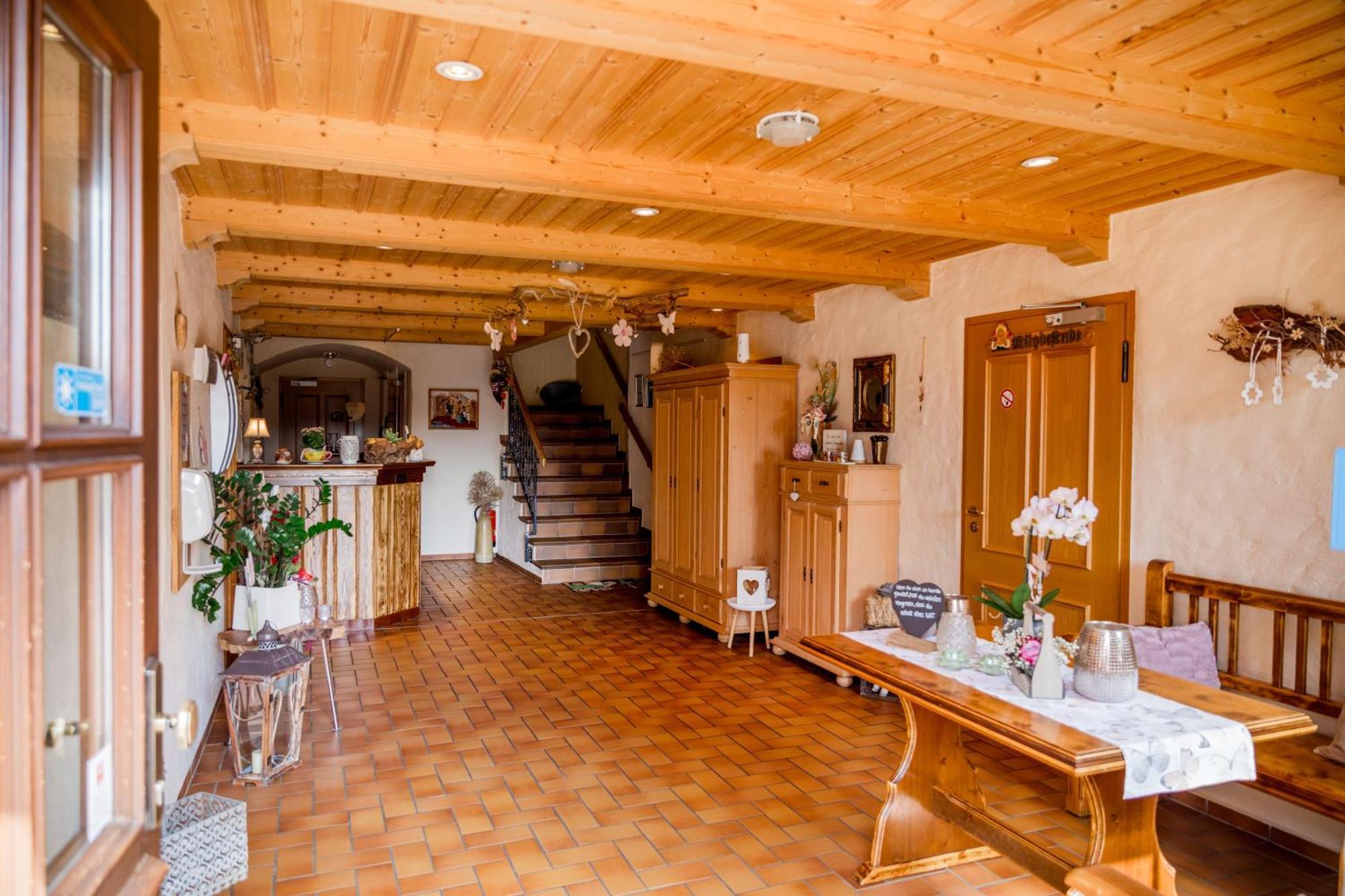 Hotel Folklorehof شيمنيتز المظهر الخارجي الصورة